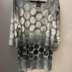 julia divina Silver and Gray Polka Dot Tunic Top